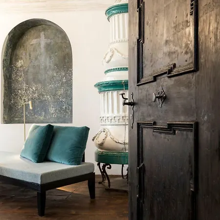 Goldenstern Townhouse-2